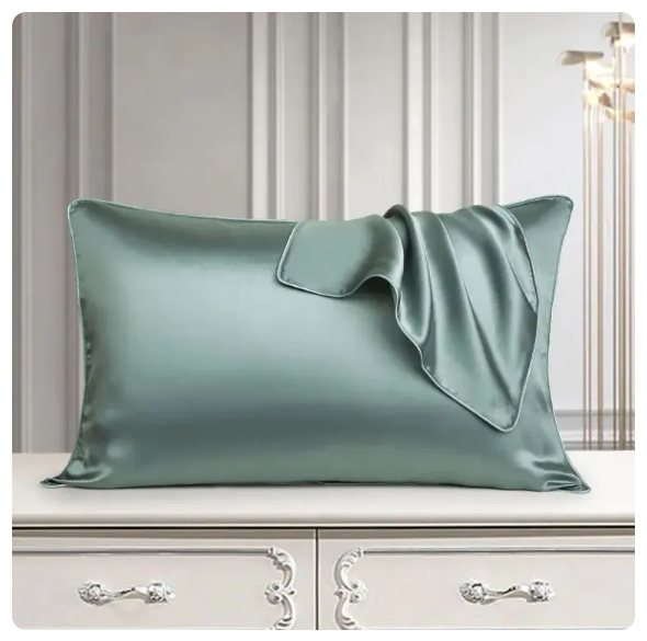 Lumé Cloud — Mulberry Silk Pillowcase