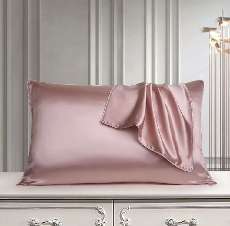 Lumé Cloud — Mulberry Silk Pillowcase