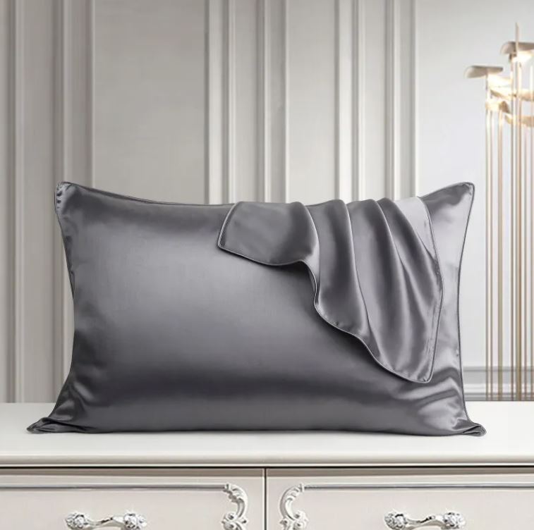 Lumé Cloud — Mulberry Silk Pillowcase