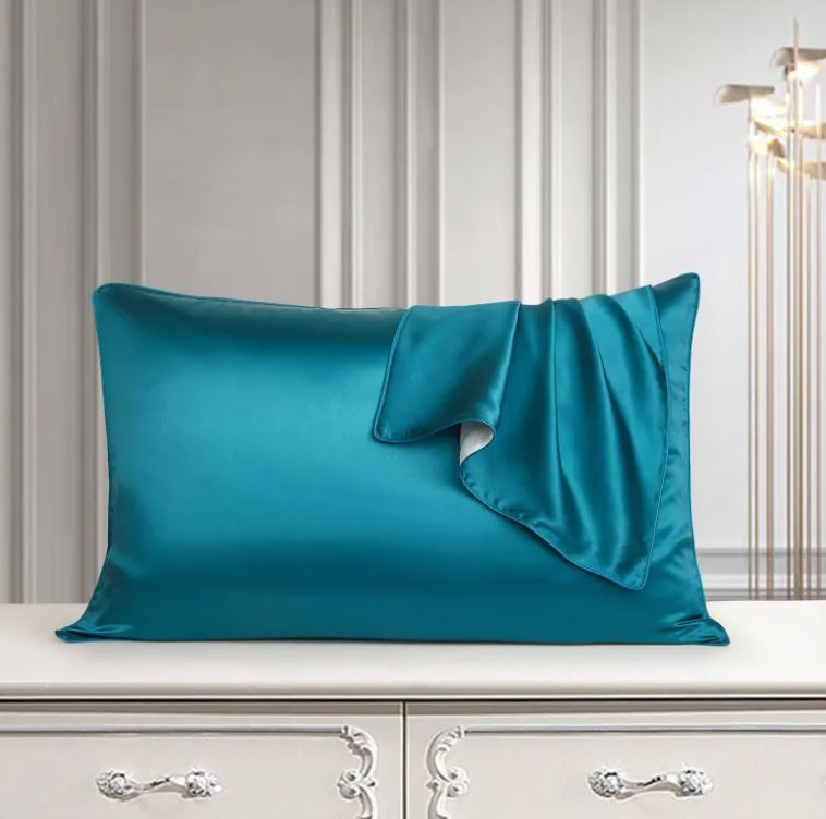 Lumé Cloud — Mulberry Silk Pillowcase
