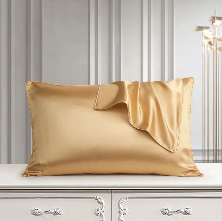 Lumé Cloud — Mulberry Silk Pillowcase