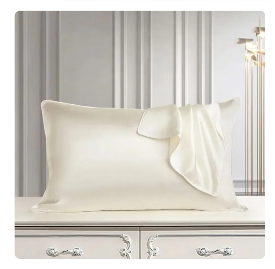 Lumé Cloud — Mulberry Silk Pillowcase
